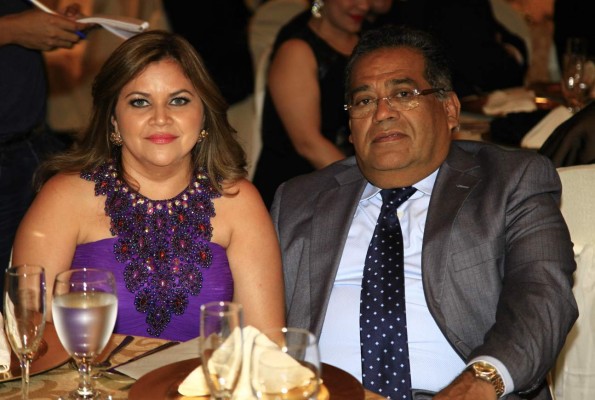 Marlon Rajo y Melissa Discua unen sus vidas