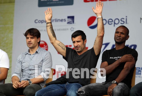 Luis Figo sobre David Suazo: 'Es un buen amigo y gran referente'