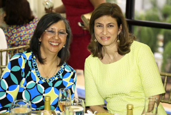 Brindis por Jessica Yuja