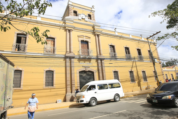 Honduras: Hospital capitalino San Felipe tiene nuevo director