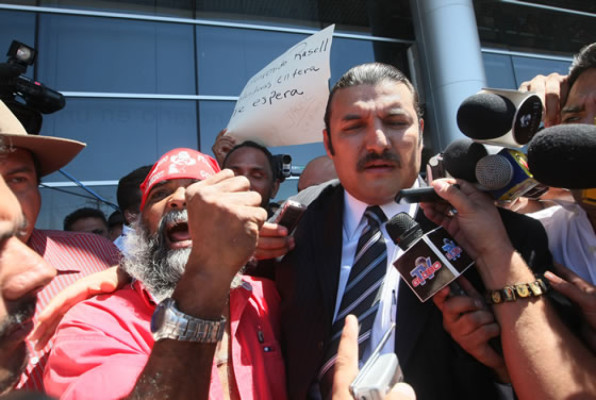 Asesor de Zelaya, Rasel Tomé, regresa a Honduras