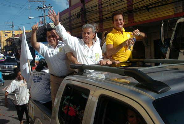 Salvador Nasralla ofrece transformar Honduras