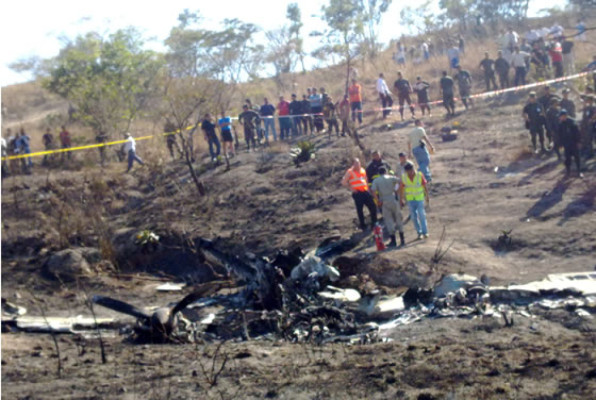 Se estrella avioneta, muere Mark Goldstein y pareja