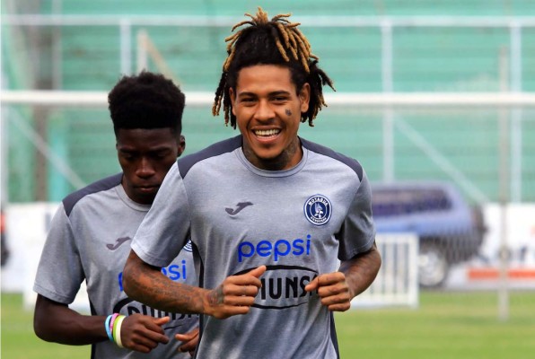 Henry Figueroa se queda en el Motagua