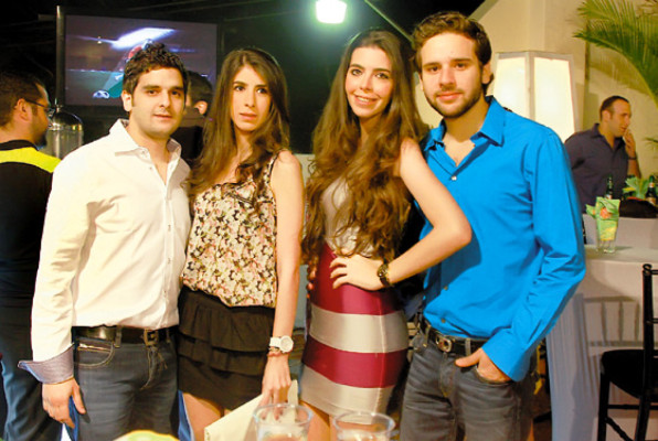 Fiesta y alegría en Summer Terrace