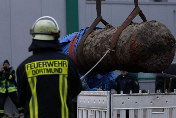 Evacuan a miles en Alemania para desactivar bomba de la II Guerra Mundial