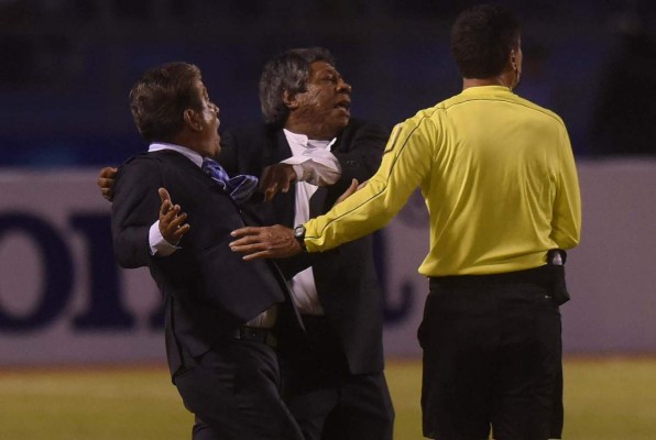 'Yo hago respetar mi zona': Maradiaga sobre pleito con Pinto