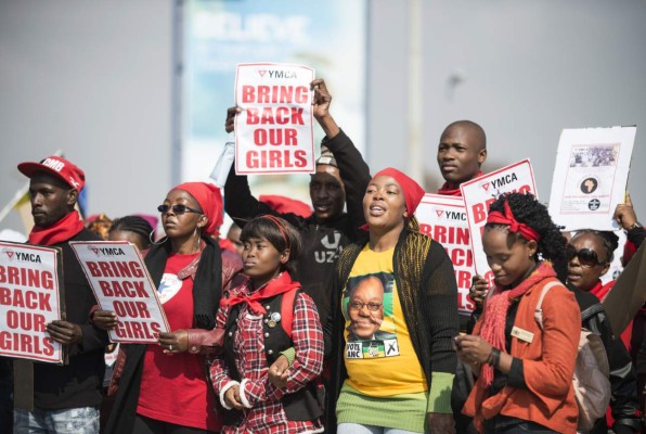 Militares de EUA buscan a adolescentes secuestradas en Nigeria