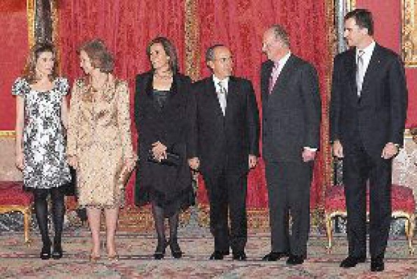 Calderón se reunió con los reyes de España