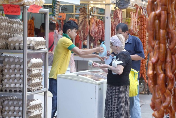 Por ventas bajas, precios de carnes se mantienen
