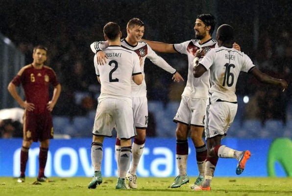 Toni Kroos da la victoria in extremis a Alemania ante España