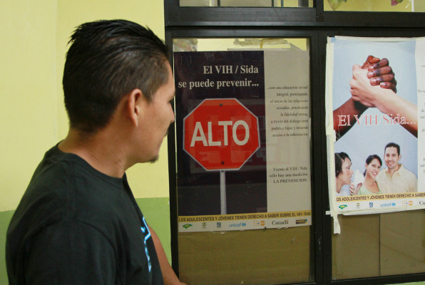 Cada mes diagnostican a 10 pacientes con VIH en Honduras