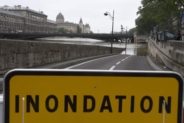 Inundaciones en Francia dejan cuatro muertos