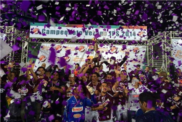 El Saprissa deja sin bicampeonato a Jerry Palacios