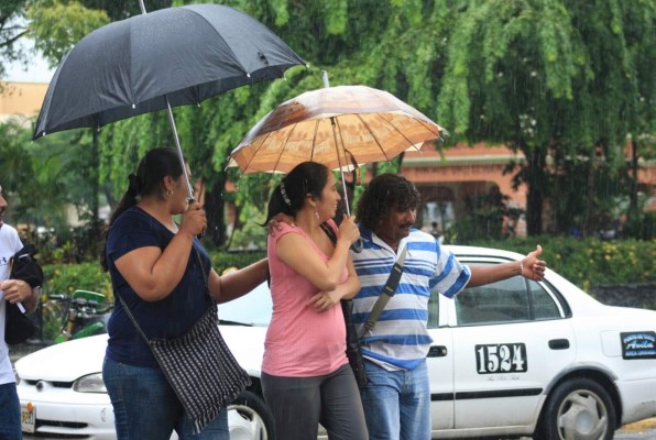 Alerta verde por lluvias en 4 departamentos
