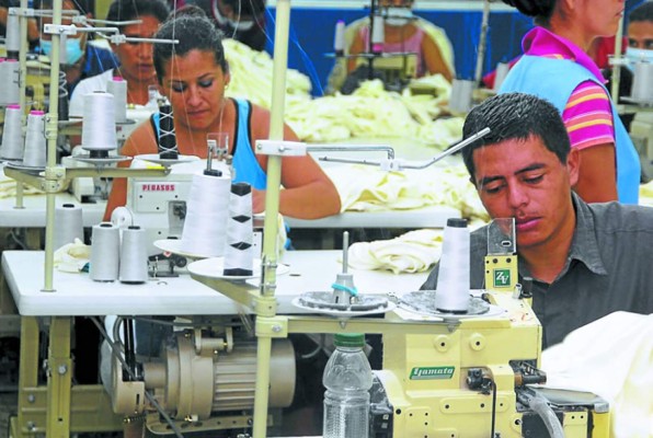 Comienza negociación del salario mínimo para el sector de la maquila