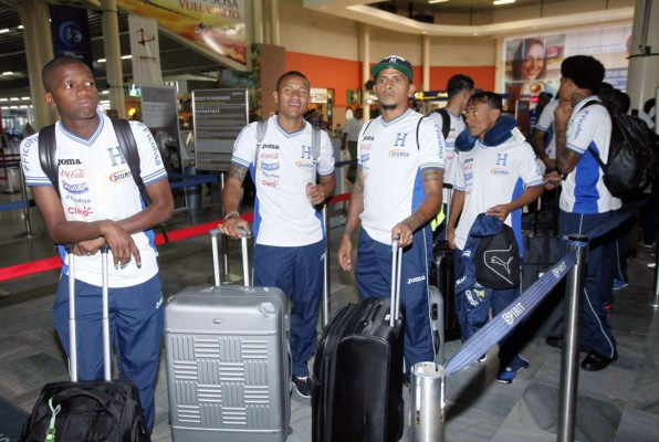 Selección de Honduras ya vuela a EUA previo a viaje a Japón