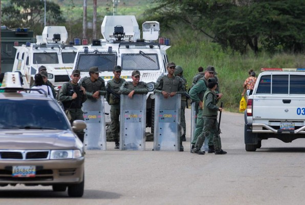 Aumenta a 33 reos fallecidos por intoxicación en una prisión en Venezuela