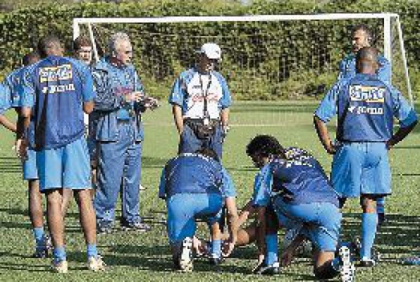 Conformada selección de Honduras para Copa de Naciones