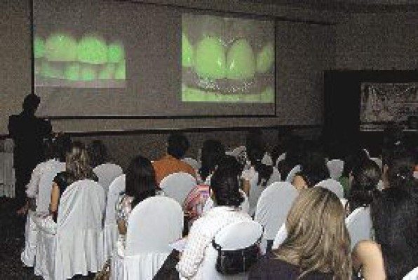 Ocho de cada 10 niños de la ciudad tienen caries