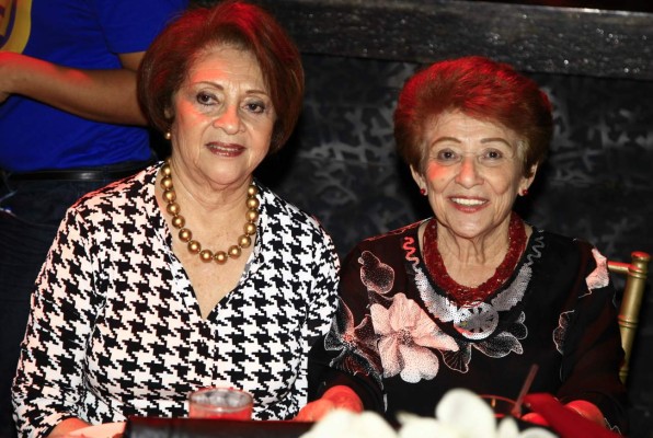 María Fernanda Bendeck despide su soltería