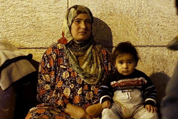 Desmantelan en España una red que traficaba familias sirias