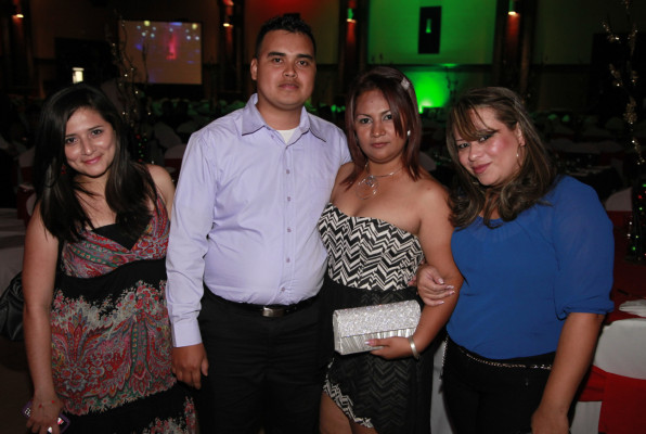 Elektra Honduras celebra la Navidad 2013