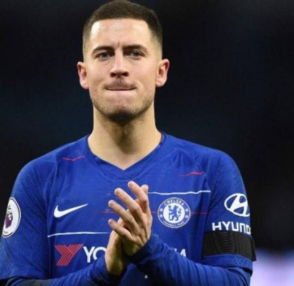 Eden Hazard: El jugador belga habló de su futuro y dejó entrever una posible salida del Chelsea. 'Ya me decidí. Sé lo que quiero hacer, aunque por ahora lo único en lo que tengo que pensar es en jugar bien con el Chelsea. Todavía tengo un año y medio de contrato, todo el mundo lo sabe. Mi decisión se sabrá pronto', dijo . El crack es objetivo del Real Madrid desde hace varios años.<br/>