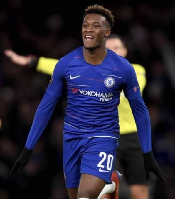 Callum Hudson-Odoi: La perla del fútbol inglés destaca en el Chelsea y la prensa de Inglaterra informa que el Manchester United está dispuesto a ficharlo para la próxima campaña.