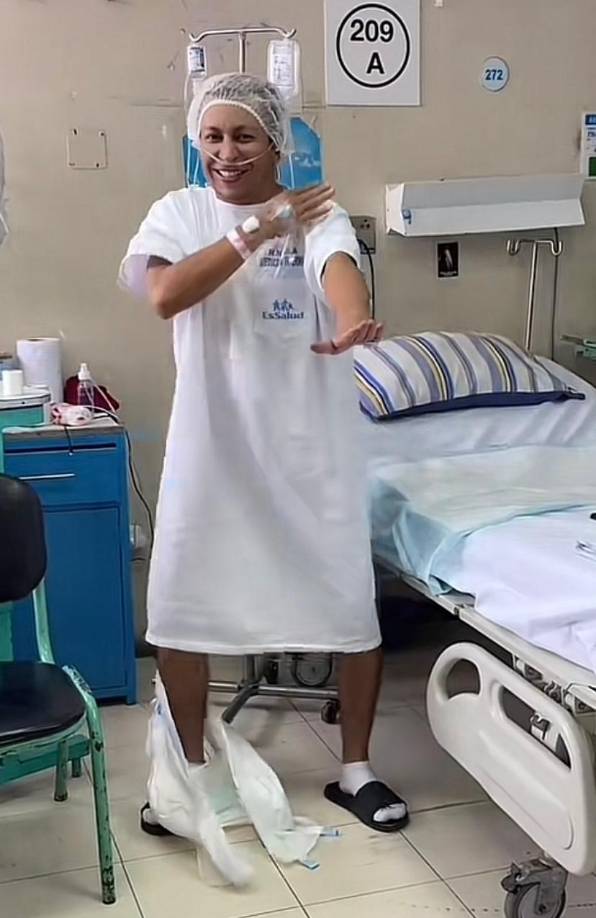 Su hermano, César, explicó que Jainer contrajo dengue, lo que agravó su estado de salud al desarrollar neumonía.