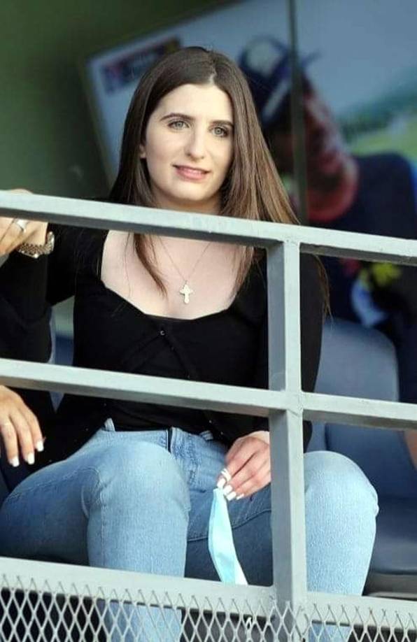 ¡Qué ojos! Esta lindura cautivó en el palco del Nacional.