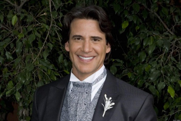 El guapo Jorge Aravena se enfurece con Univisión