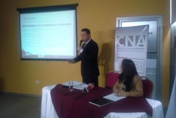 Andrés Torres incurrió en 24 delitos al contratar abogados