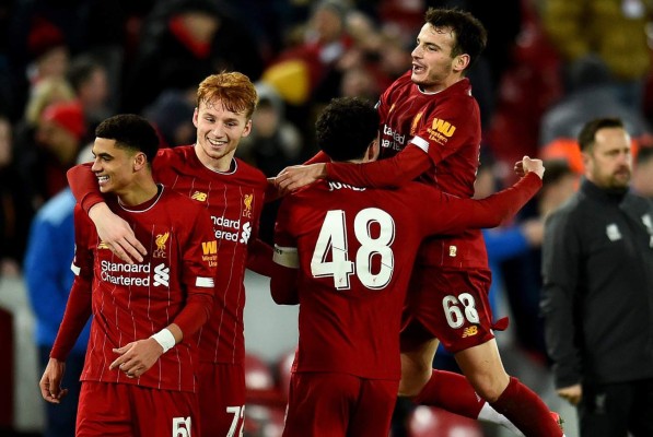 Liverpool avanzó a octavos de final de la FA Cup con equipo alternativo