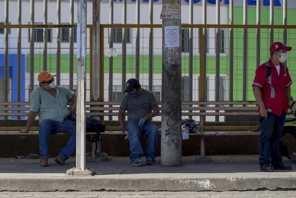 Nicaragüenses siguen a Bukele para enfrentar coronavirus ante ausencia de Ortega