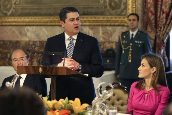 Rey de España reconoce labor de Honduras contra el narcotráfico