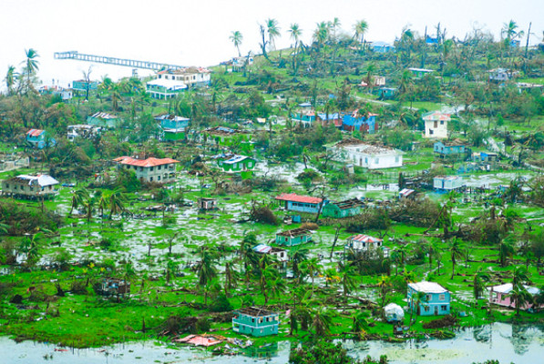 Centroamérica, tierra huracanada y dañada