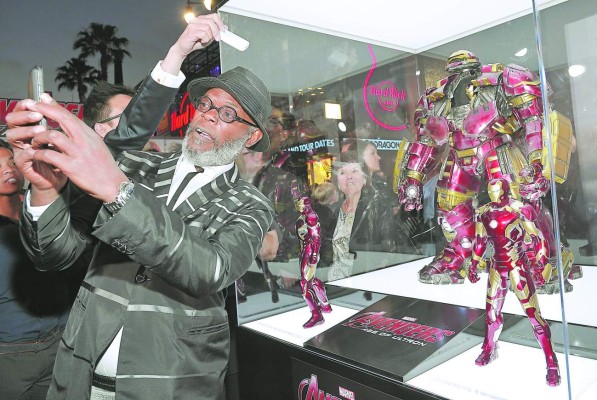 'Los vengadores” eclipsan en premier