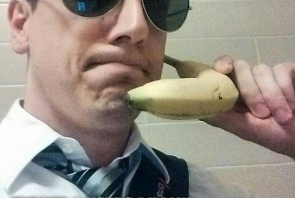 Memes se burlan de la flexibilidad del iphone 6