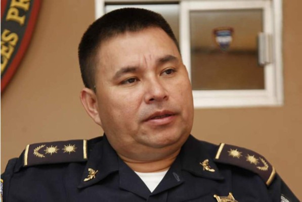Piden privación definitiva de 24 bienes del exjefe policial, Oquelí Mejía Tinoco