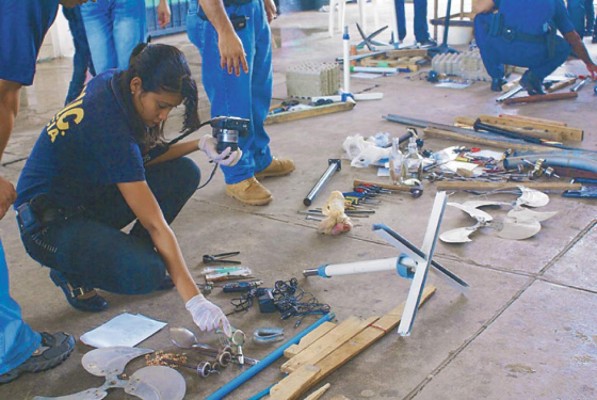 Decomisan armas en penal de Choluteca