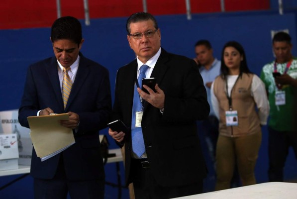 Presidente del TSE se reúne hoy con Almagro