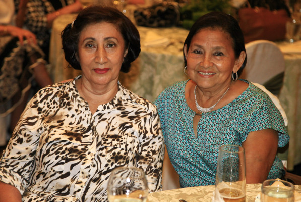 Club Internacional de Mujeres exalta a cónsul taiwanés