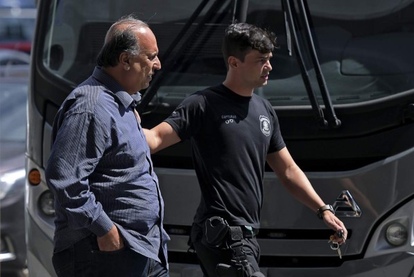 Detenido el gobernador de Río de Janeiro por cargos de corrupción