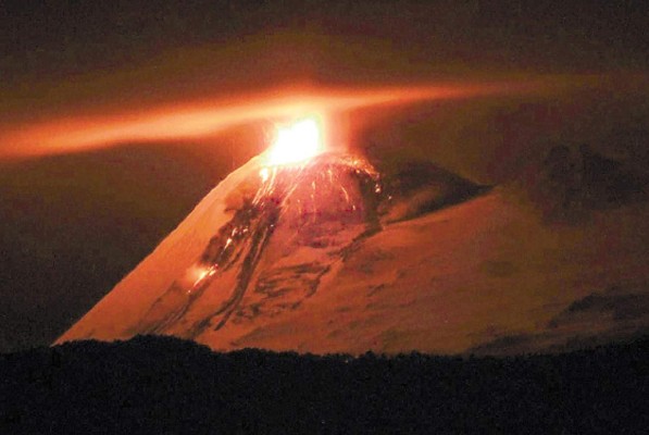 Volcán Llaima se hace sentir