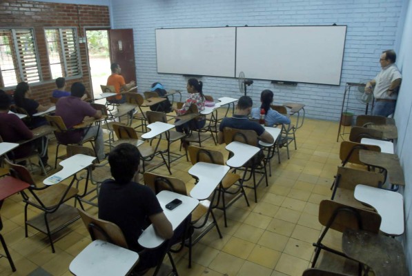 Unah-vs reprogramará actividades por el conflicto en transporte