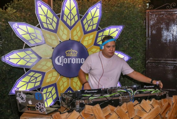 Coctel por el nuevo garden bar La Botella