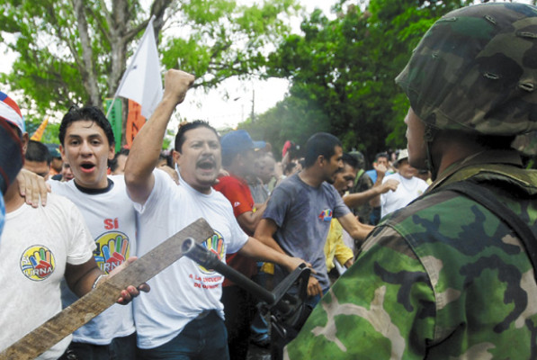 Investigan actos del presidente Zelaya
