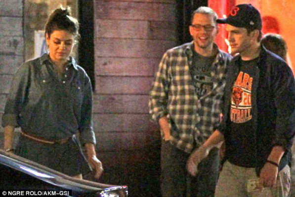 Rumoran embarazo de Mila Kunis