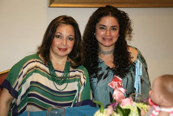 Martha Calderón y Fabiola Castejón.